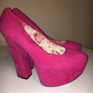 Hot Pink platform heels!